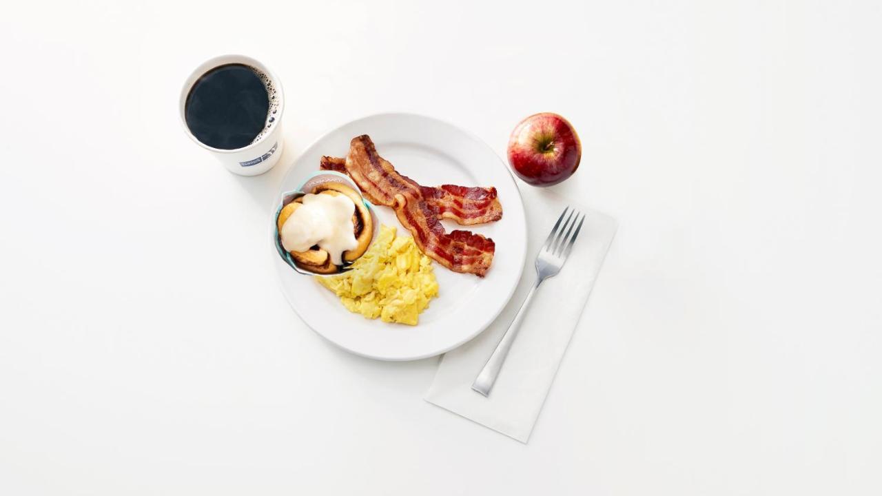 Holiday Inn Express & Suites Windsor East - Lakeshore By Ihg Tecumseh Ngoại thất bức ảnh