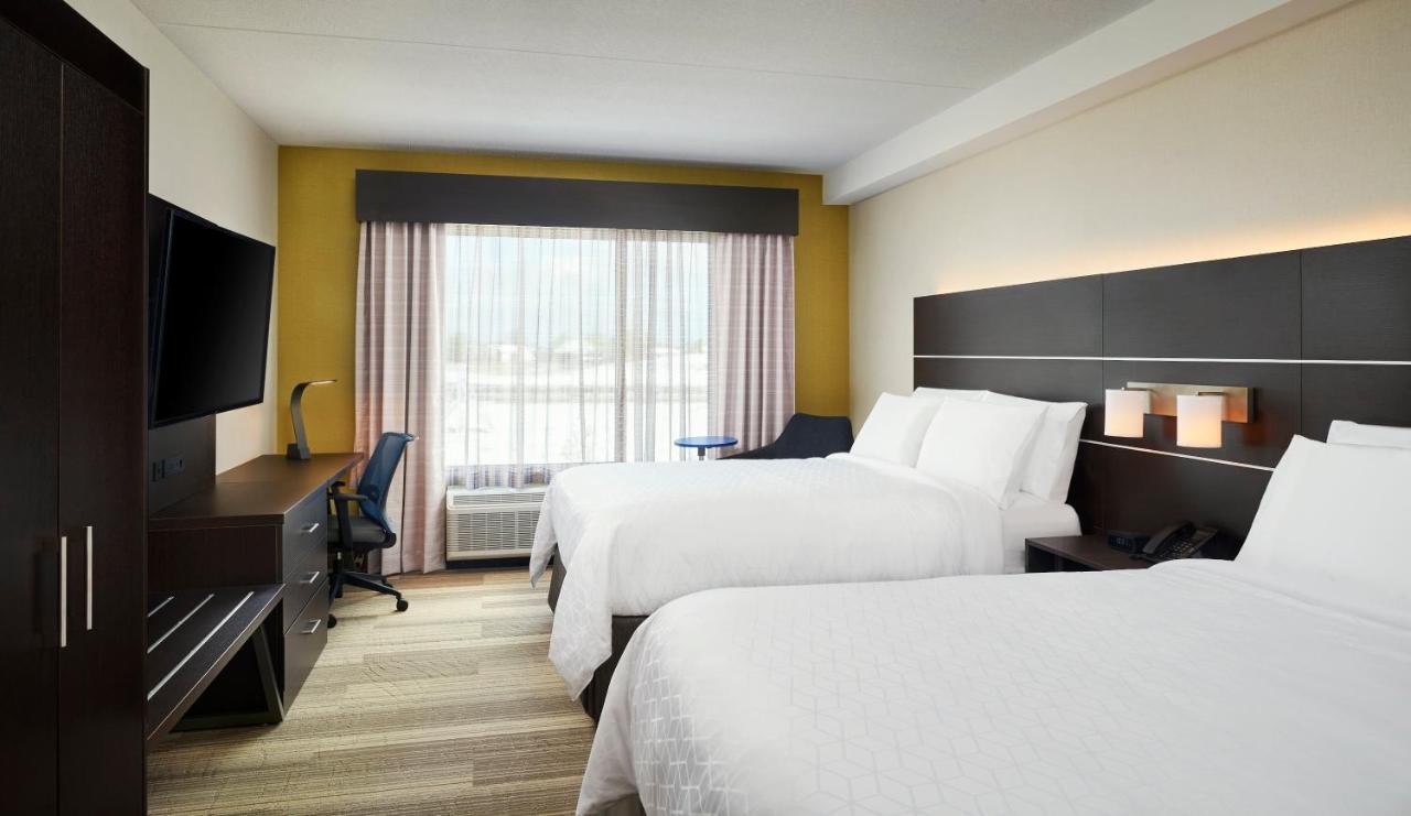 Holiday Inn Express & Suites Windsor East - Lakeshore By Ihg Tecumseh Ngoại thất bức ảnh