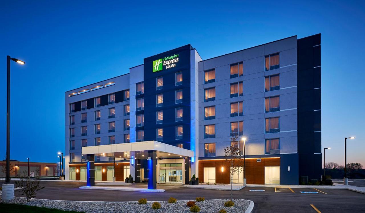 Holiday Inn Express & Suites Windsor East - Lakeshore By Ihg Tecumseh Ngoại thất bức ảnh